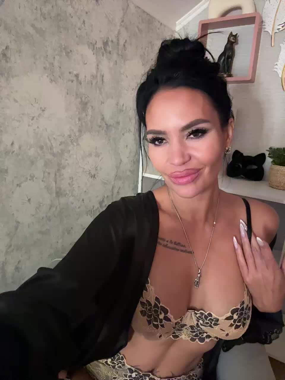 -BASTET- Cam Model Chat September 27, 2025