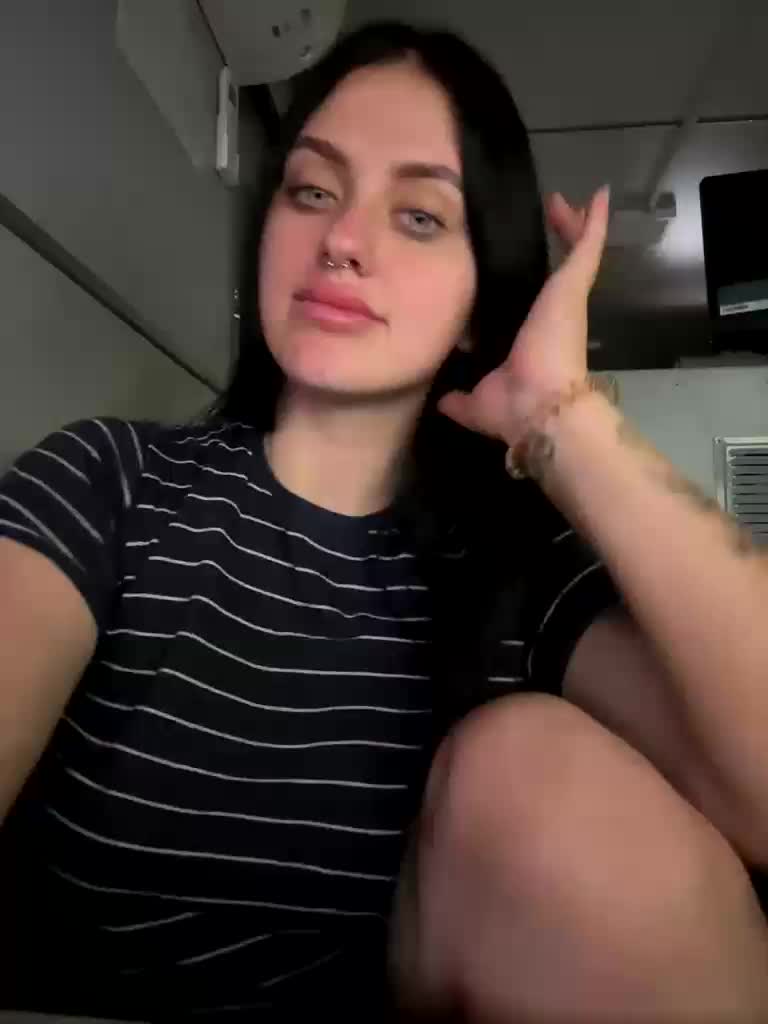 DarkLuna Cam Model Chat September 27, 2025