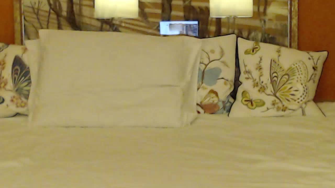 Lora8888 Cam Model Chat September 27, 2025