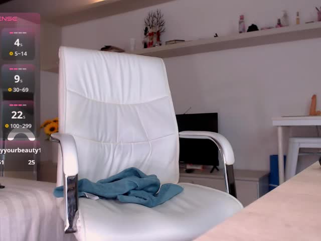 Tilly-Eliot Cam Model Chat September 27, 2025