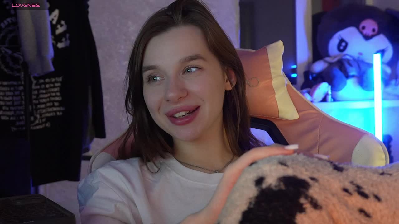 _Polly_ Cam Model Chat September 27, 2025