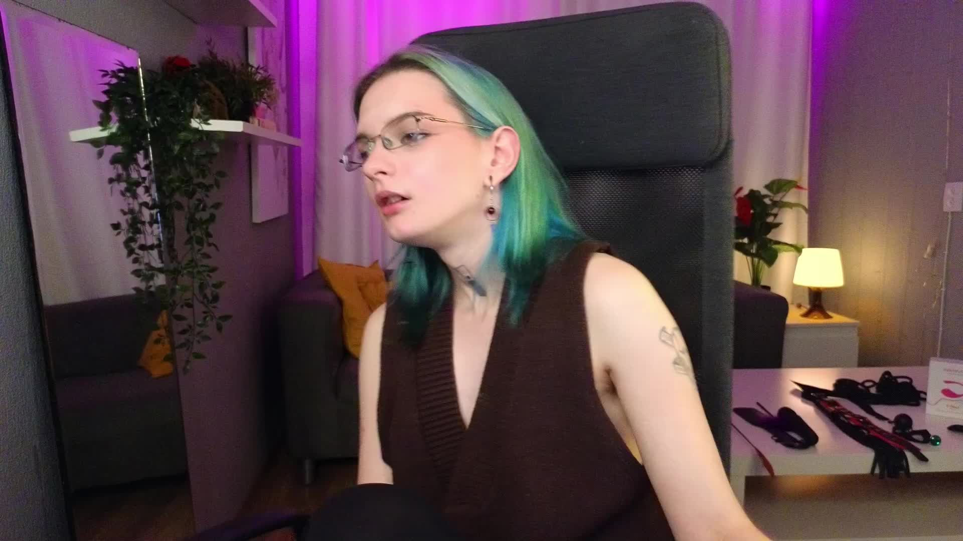 lika-haris Cam Model Chat September 27, 2025