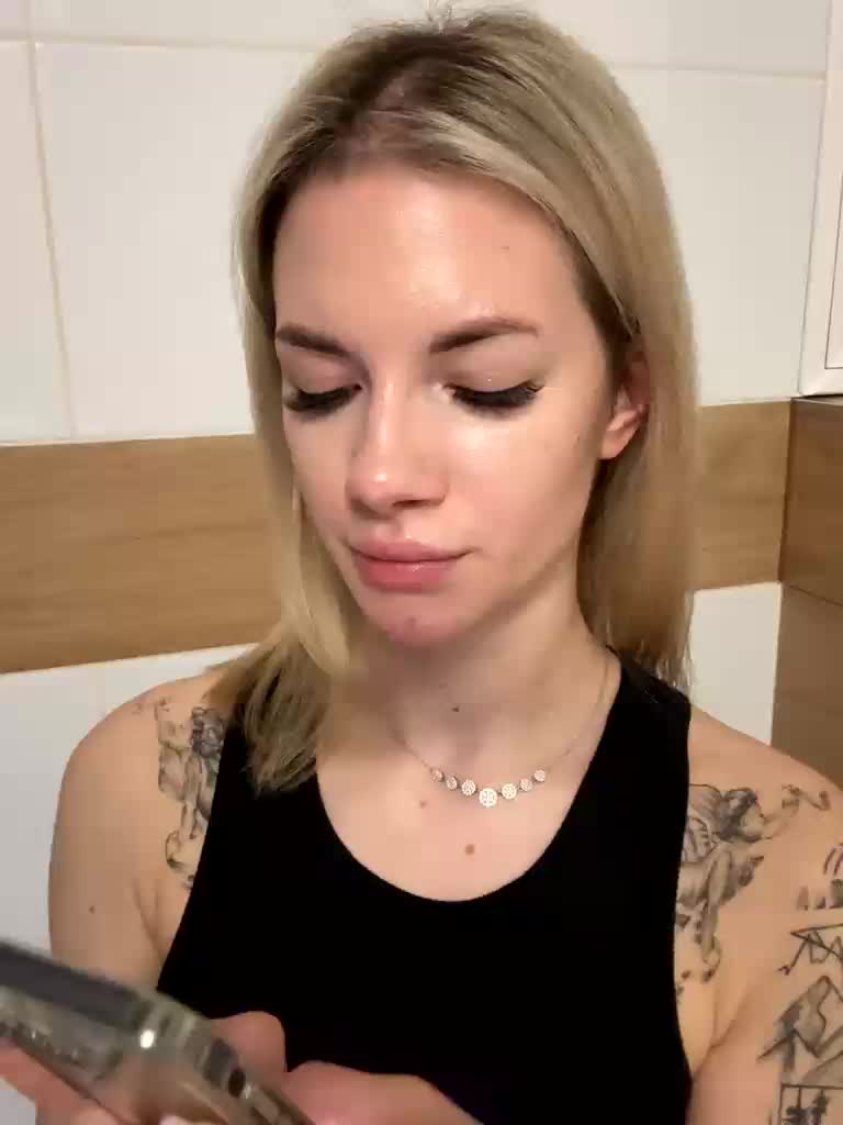 Millashaa Cam Model Chat September 27, 2025