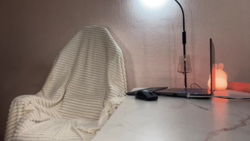 Alexxxkiss Cam Model Chat September 27, 2025