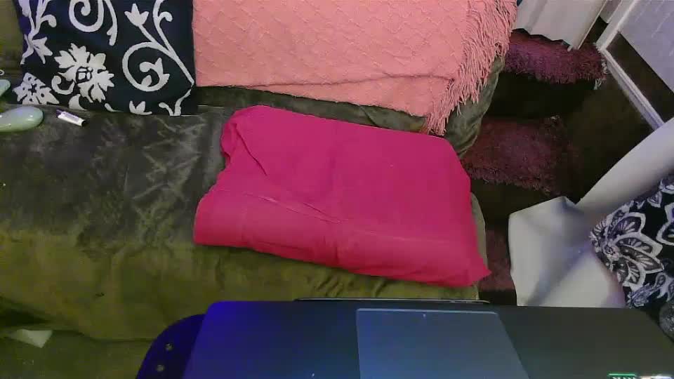 average_girl222 Cam Model Chat September 27, 2025