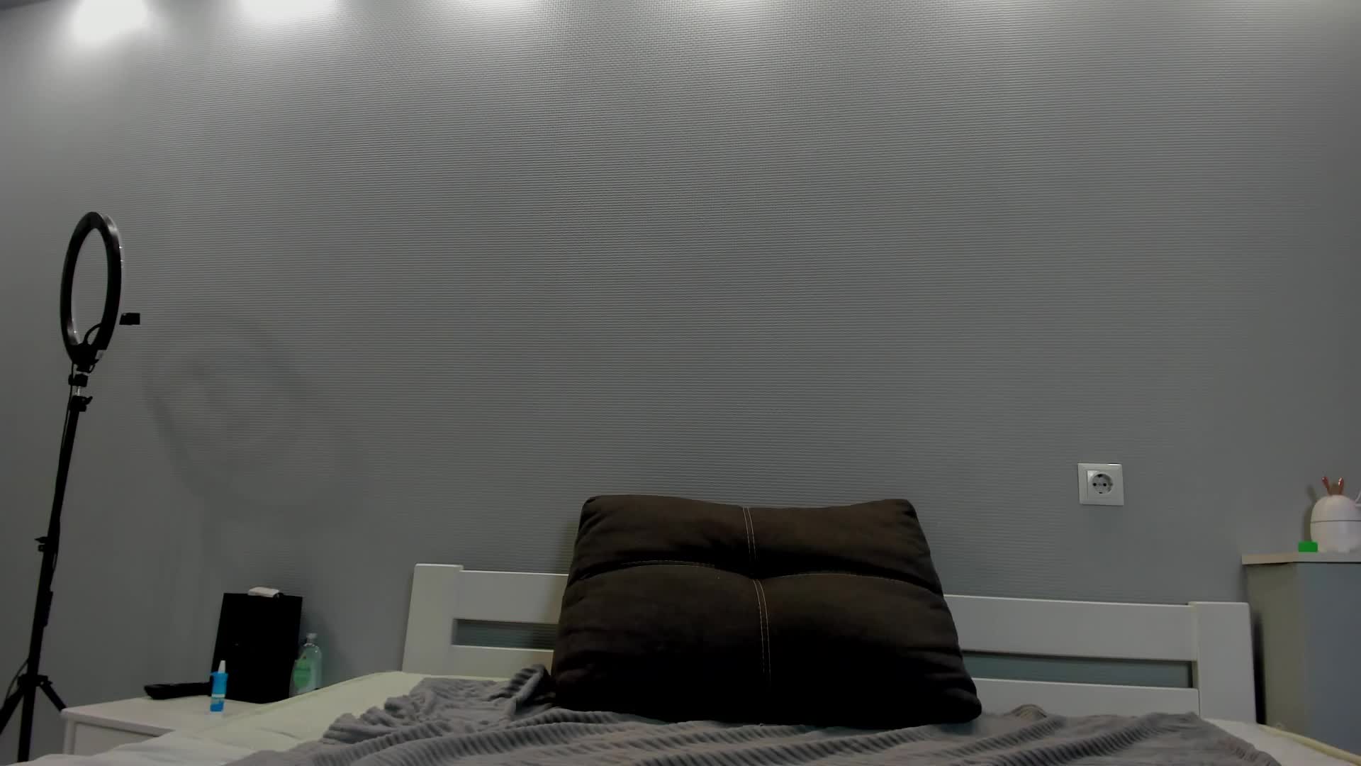 AliceBlack Cam Model Chat September 27, 2025