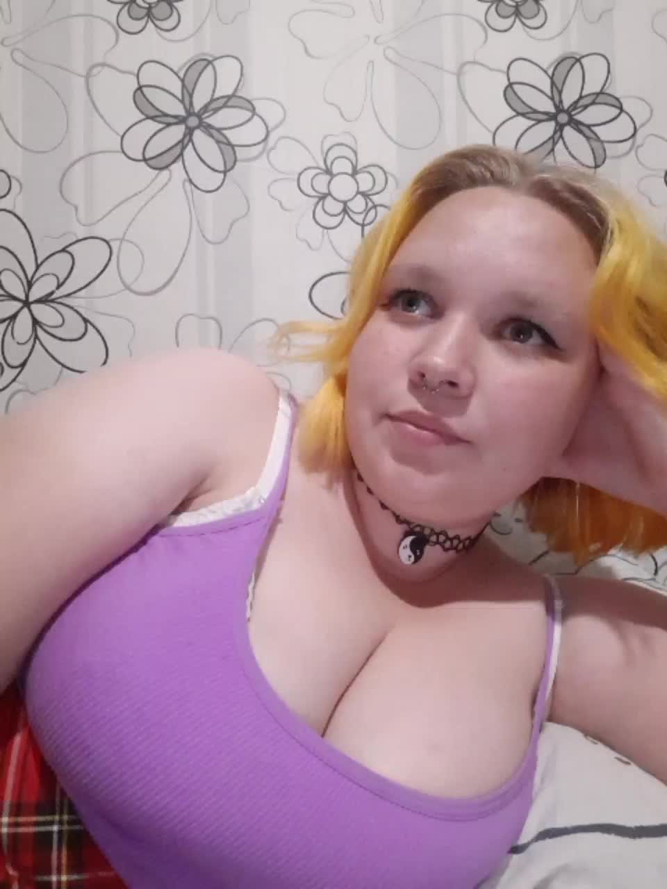 -MeooW- Cam Model Chat September 27, 2025