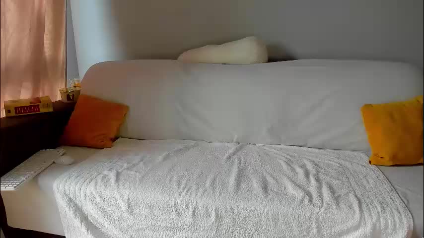 bella_hot77 Cam Model Chat September 27, 2025