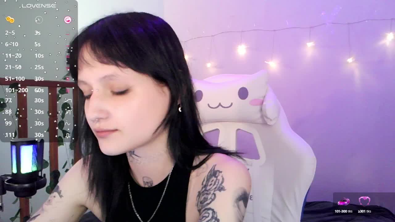 EsterErdmond Cam Model Chat September 27, 2025