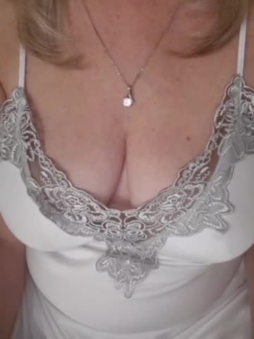 SexiestJess45 Cam Model Chat September 27, 2025