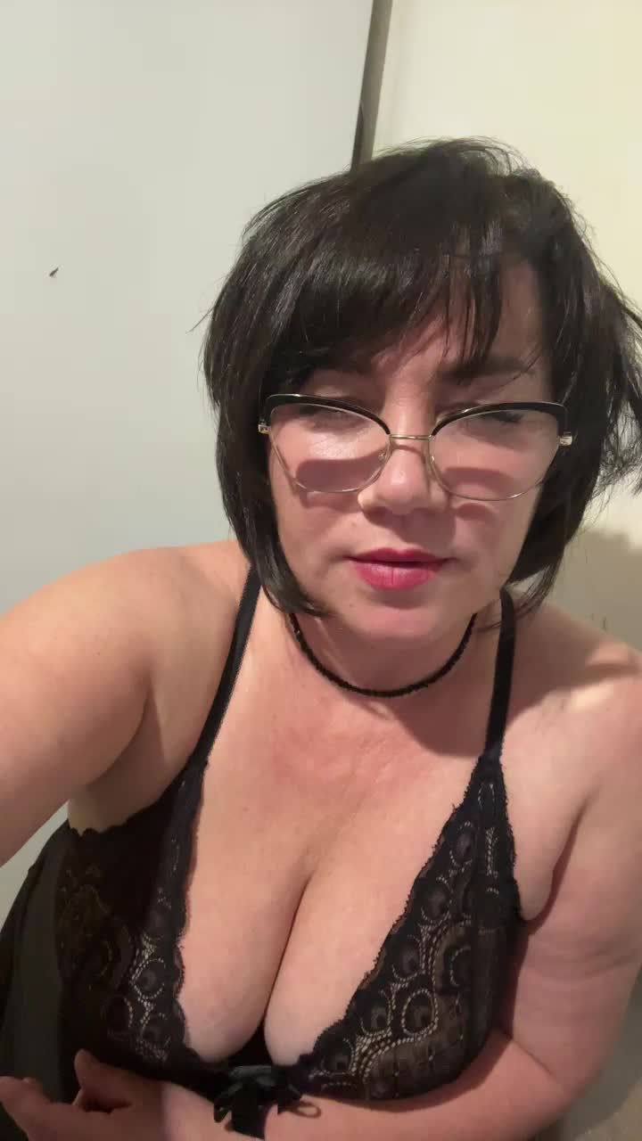 KatrinLove Cam Model Chat September 27, 2025