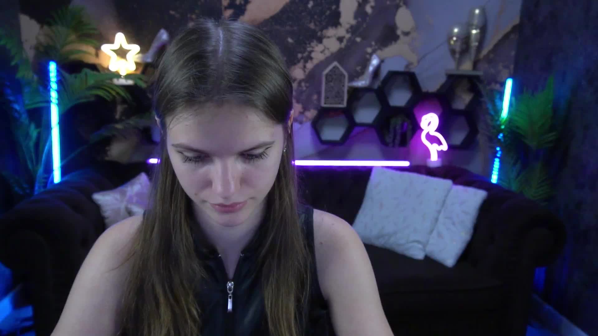 PussyOnLuck Cam Model Chat September 27, 2025