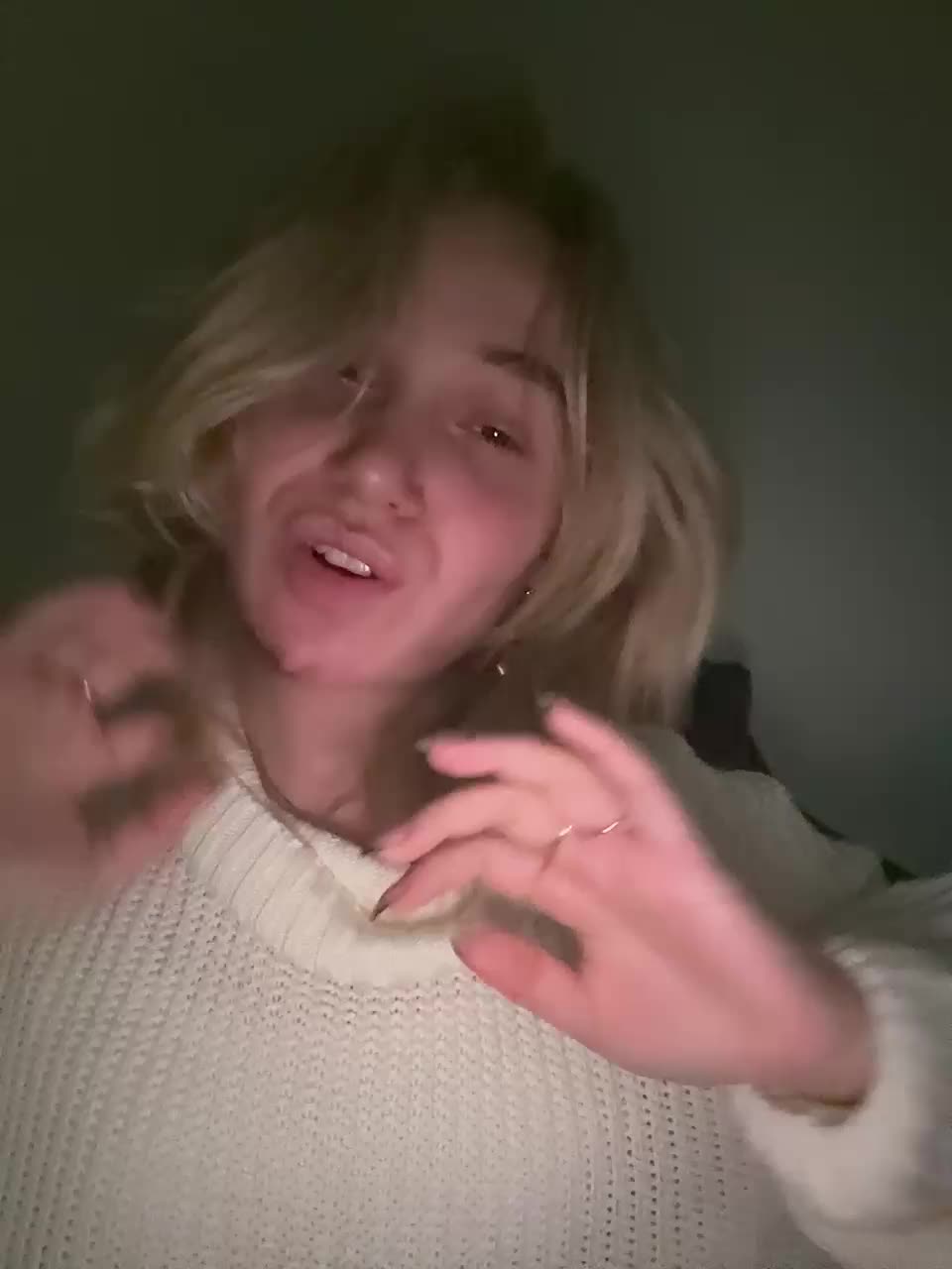 alicelaff Cam Model Chat September 27, 2025