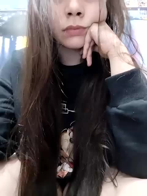 Lona-S Cam Model Chat September 27, 2025