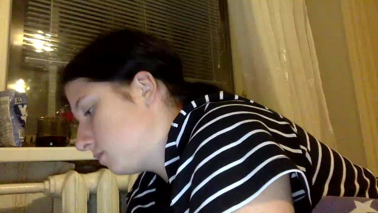 Asya16 Cam Model Chat September 27, 2025