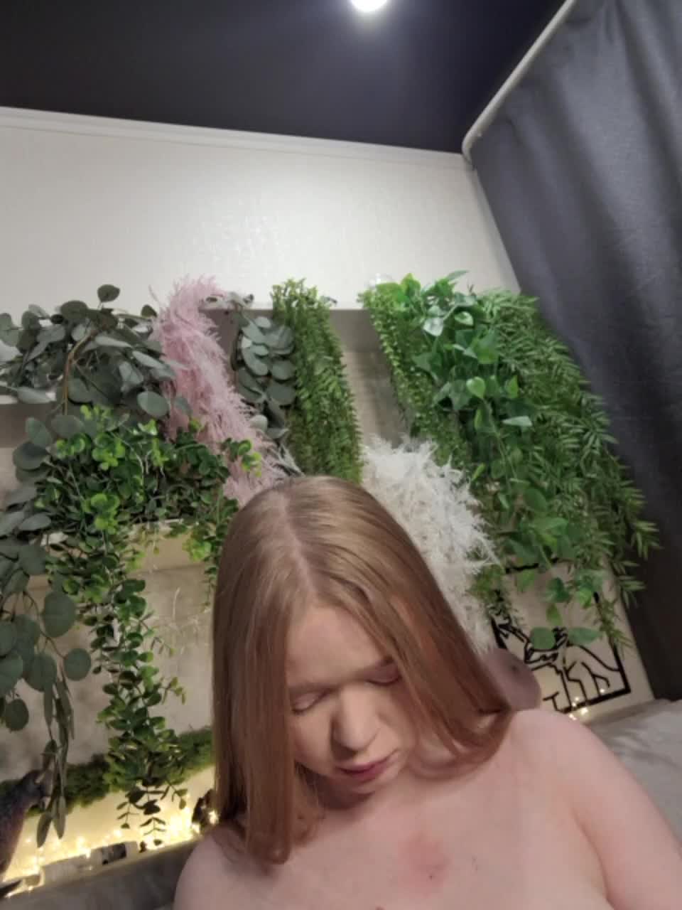 -scyrim- Cam Model Chat September 27, 2025