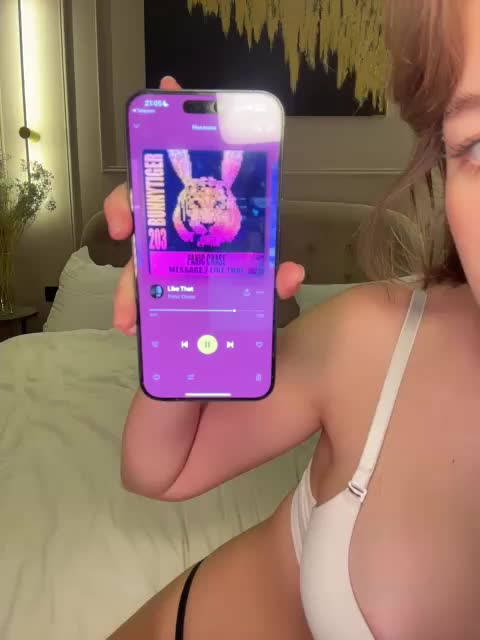 -Alessandra Cam Model Chat September 27, 2025