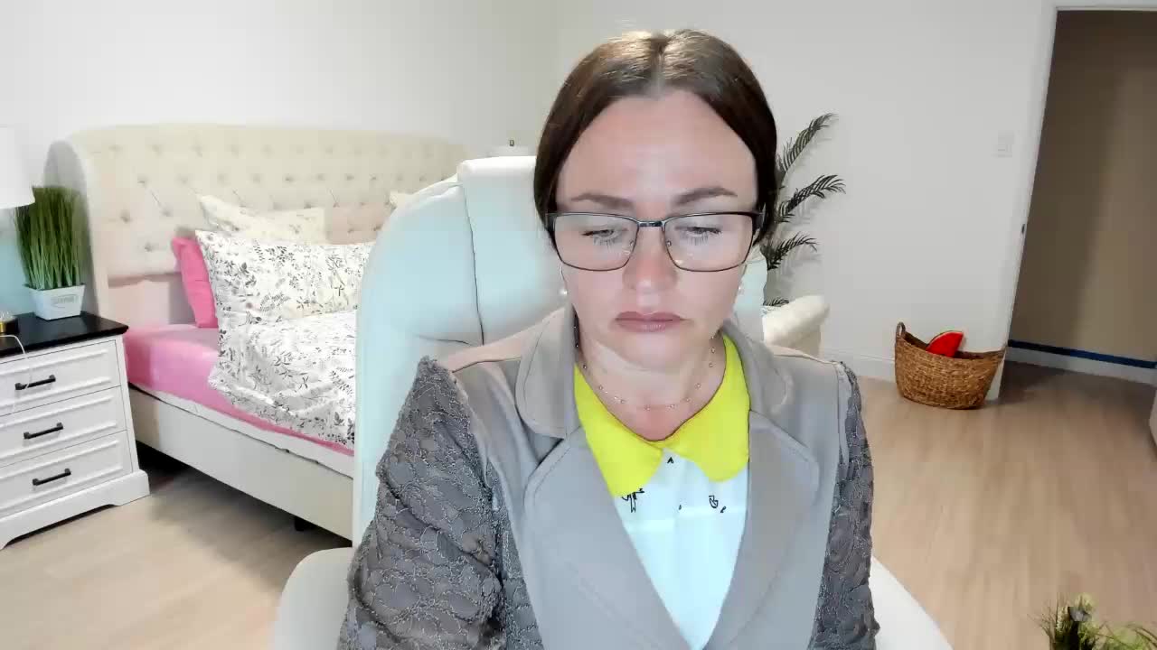 -Michelle- Cam Model Chat September 27, 2025