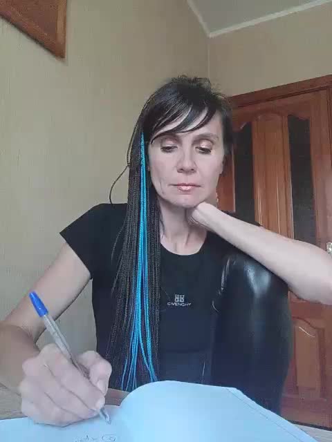 Hellenalonenochka Cam Model Chat September 27, 2025