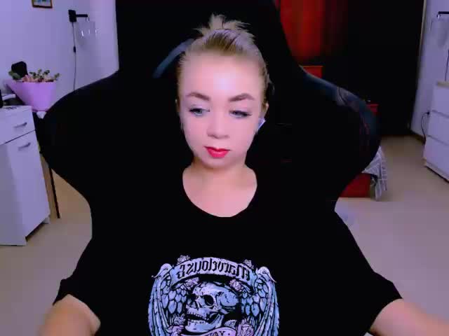 BabyNicole Cam Model Chat September 27, 2025