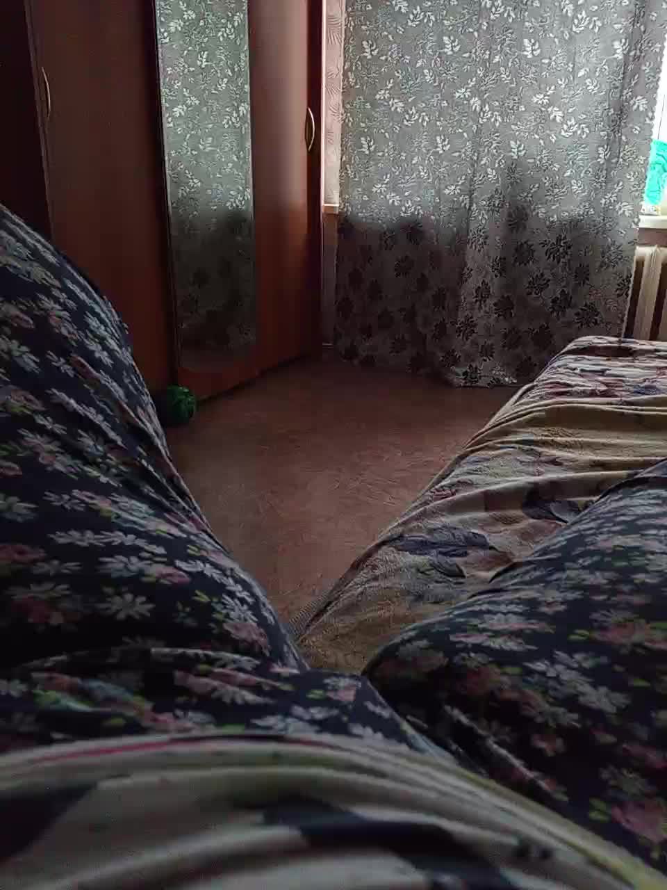 Liz-Tess Cam Model Chat September 27, 2025