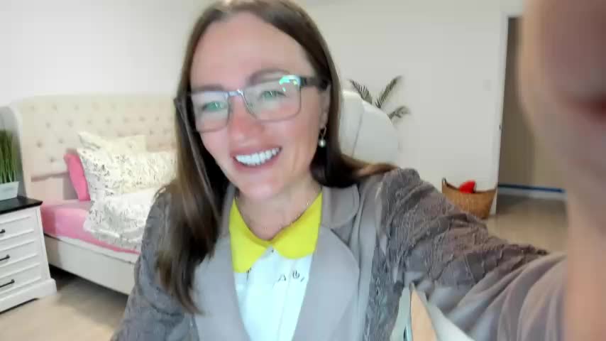 Vika73 Cam Model Chat September 27, 2025