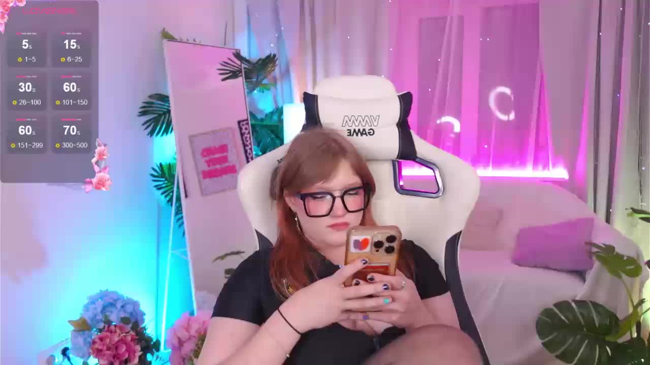 CrazyWine Cam Model Chat September 27, 2025