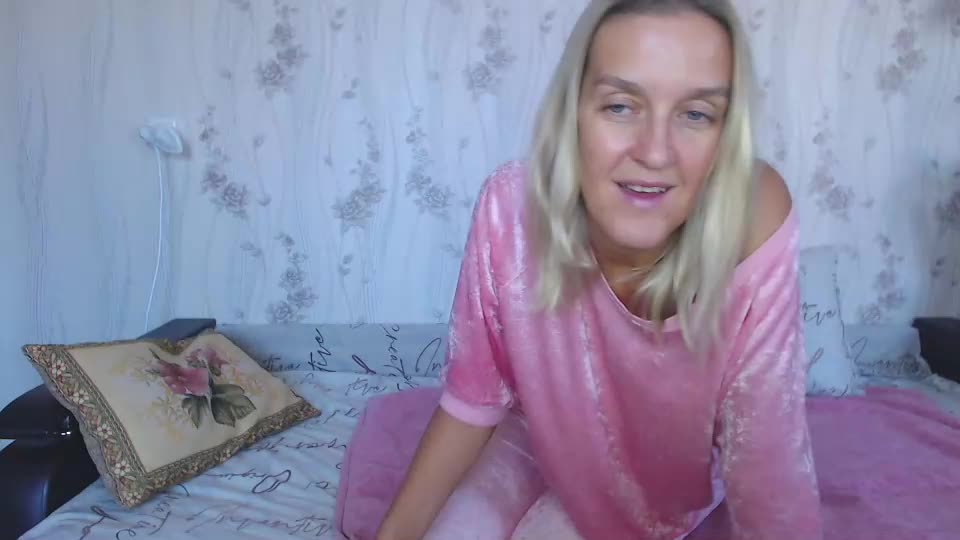 lolaaelita Cam Model Chat September 27, 2025