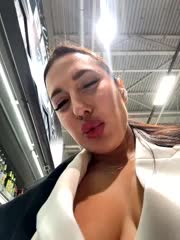 AleksandraRich Cam Model Chat September 27, 2025