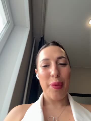 AleksandraRich Cam Model Chat September 27, 2025