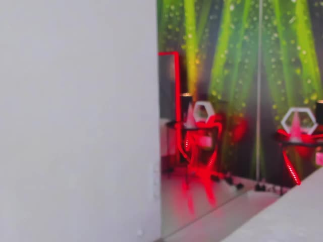 HollyTaillor Cam Model Chat September 27, 2025