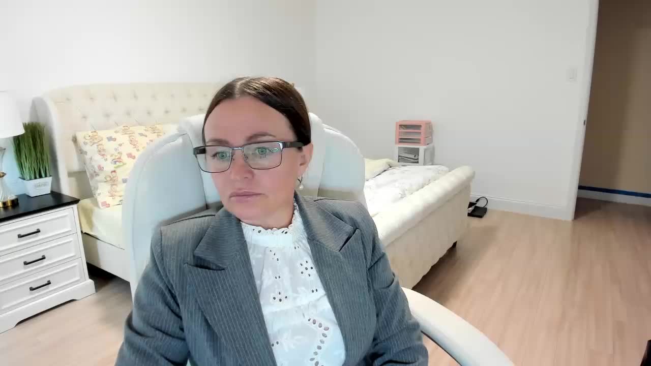 -Michelle- Cam Model Chat September 27, 2025