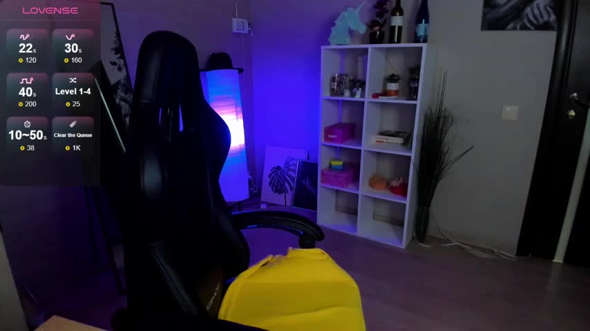 Serena_Woods Cam Model Chat September 27, 2025