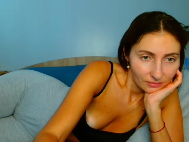 Irina9793 Cam Model Chat September 27, 2025