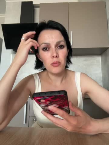 vik77777A Cam Model Chat September 27, 2025