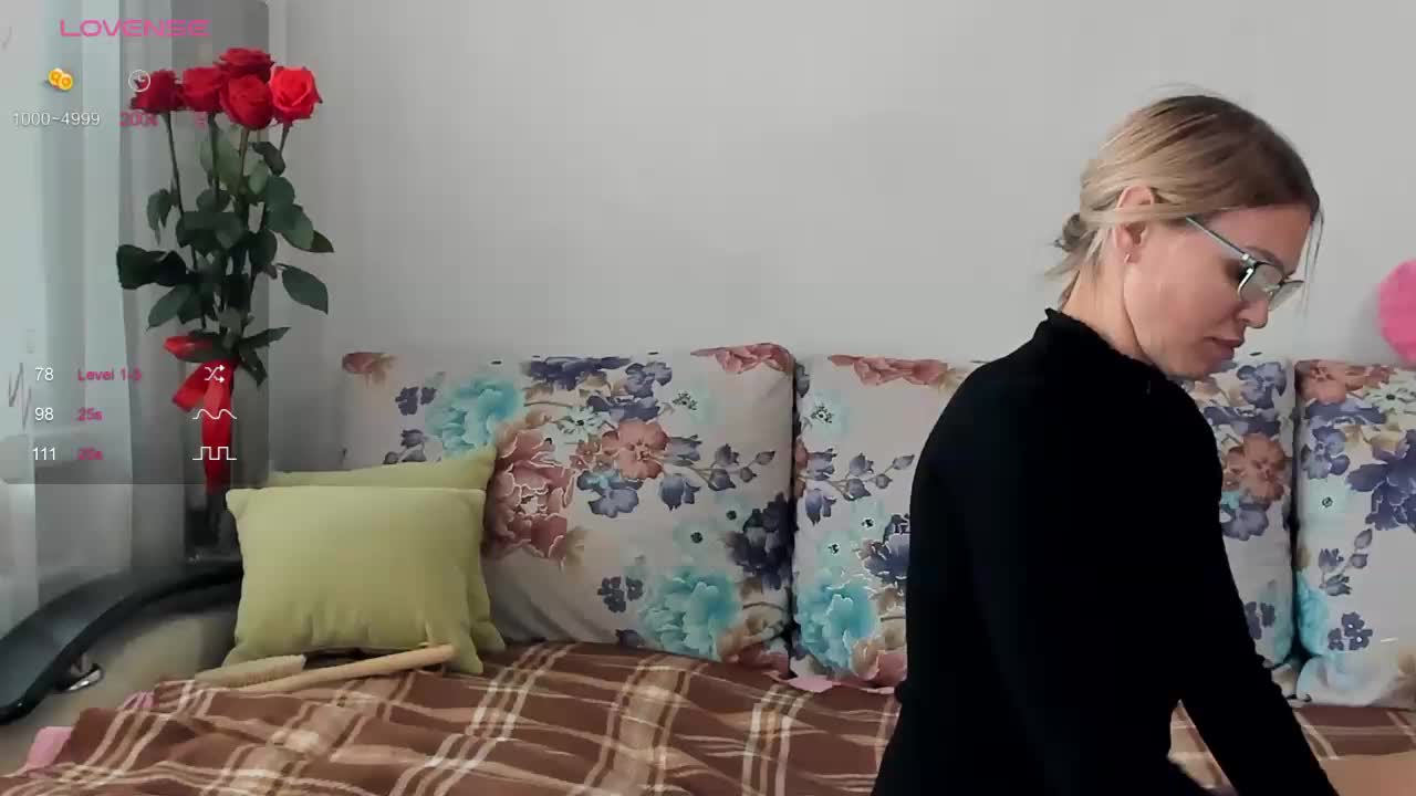 Lisa1225 Cam Model Chat September 27, 2025