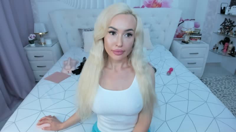 HottieSweetBritney Cam Model Chat September 27, 2025