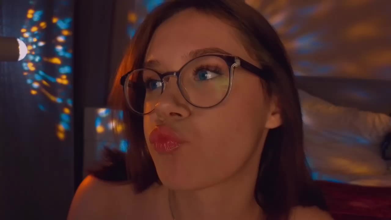 MiaLuw Cam Model Chat September 27, 2025