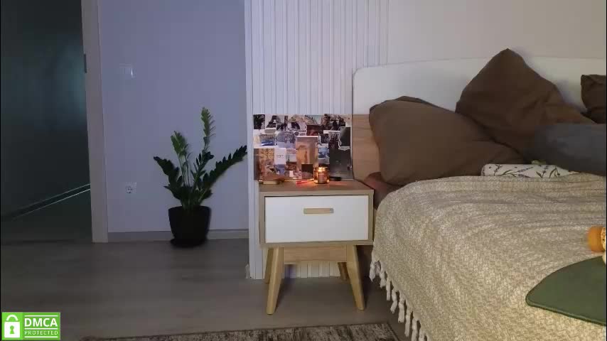 evi_woow Cam Model Chat September 27, 2025