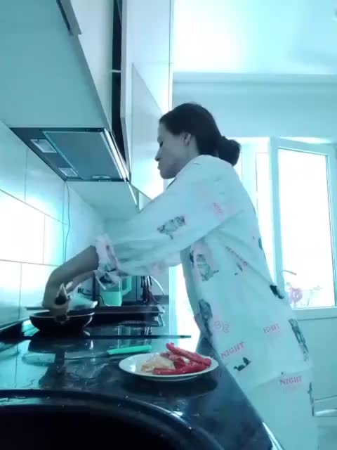 Bogina2 Cam Model Chat September 27, 2025