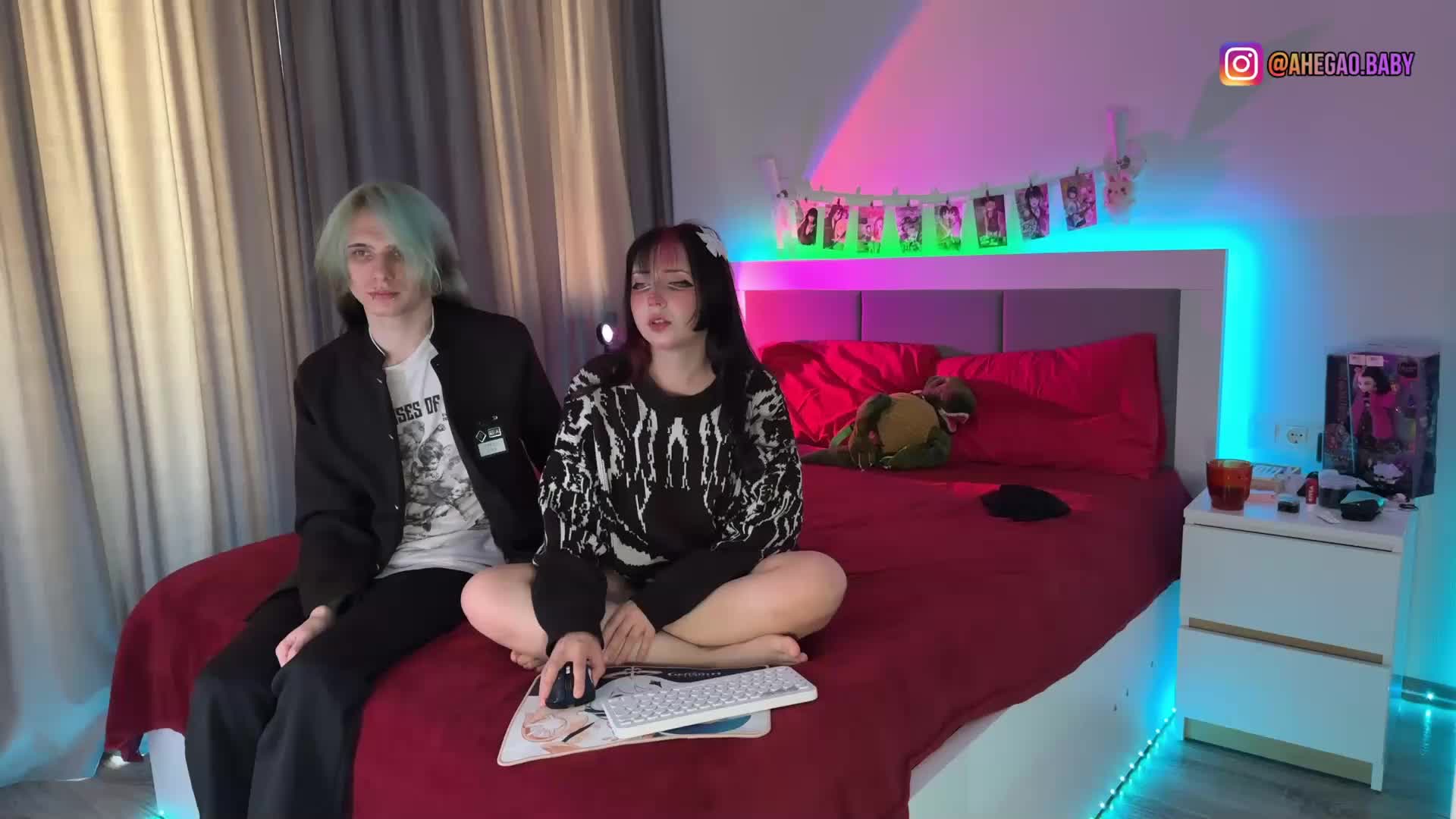 h3ntai-baby Cam Model Chat September 28, 2025