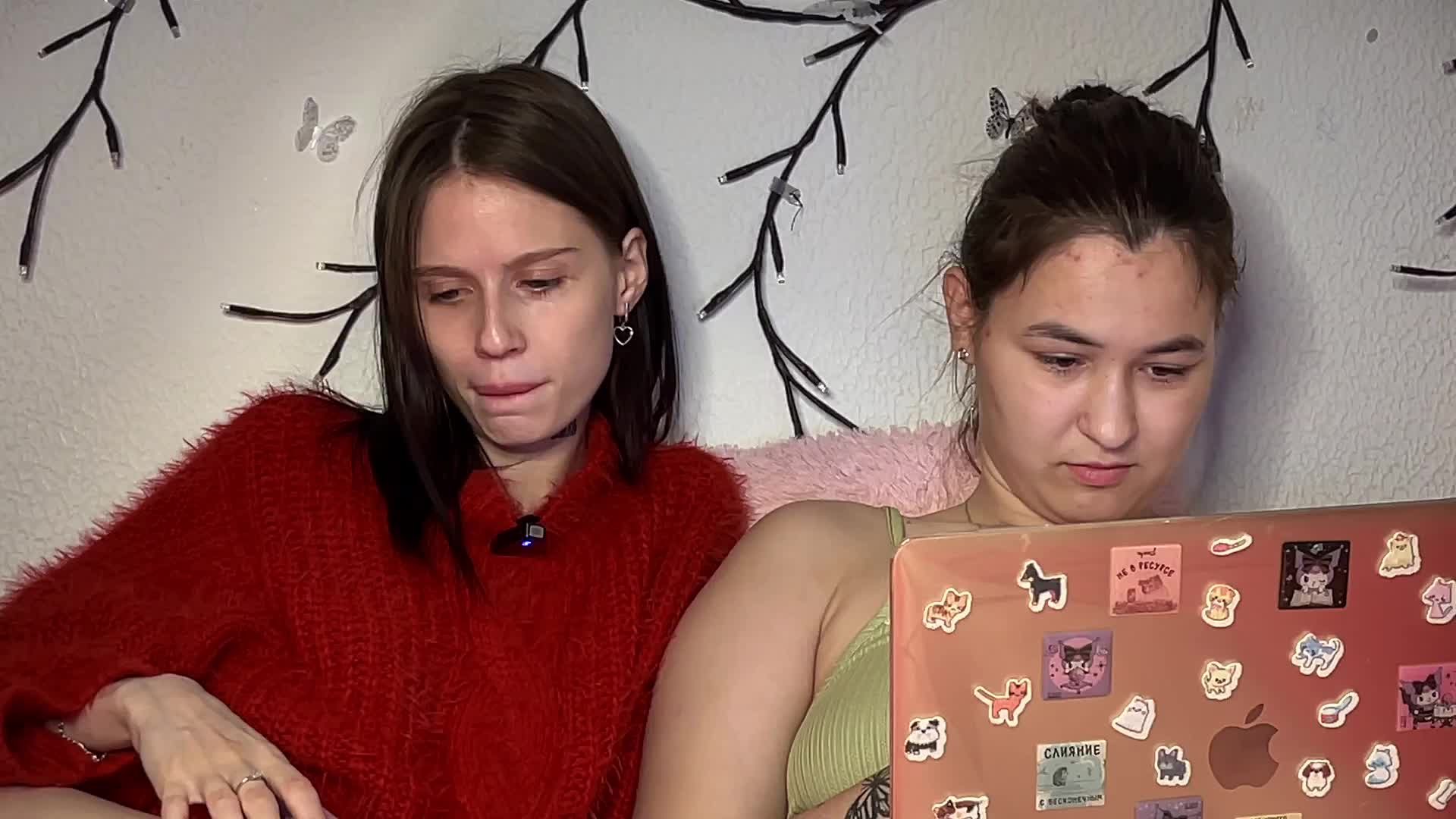 ZoyaVikki Cam Model Chat September 28, 2025