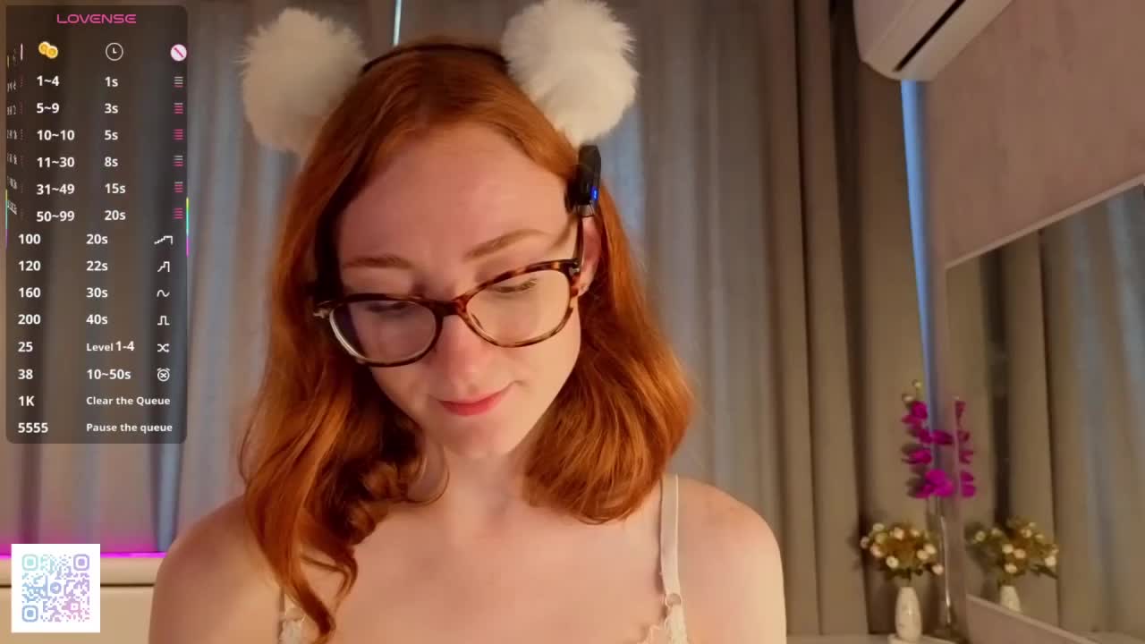 VeronaHascall Cam Model Chat September 28, 2025