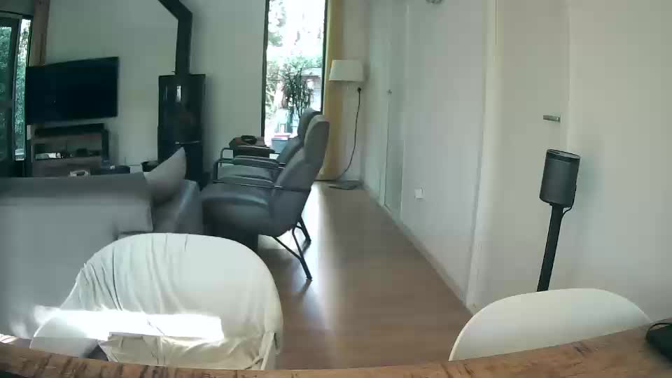 woodwurm Cam Model Chat September 28, 2025