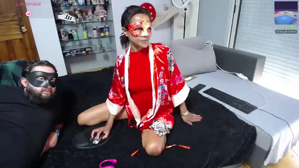 sexapoly Cam Model Chat September 28, 2025