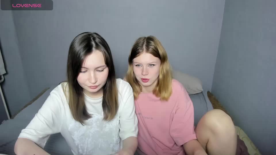 eumomino Cam Model Chat September 28, 2025