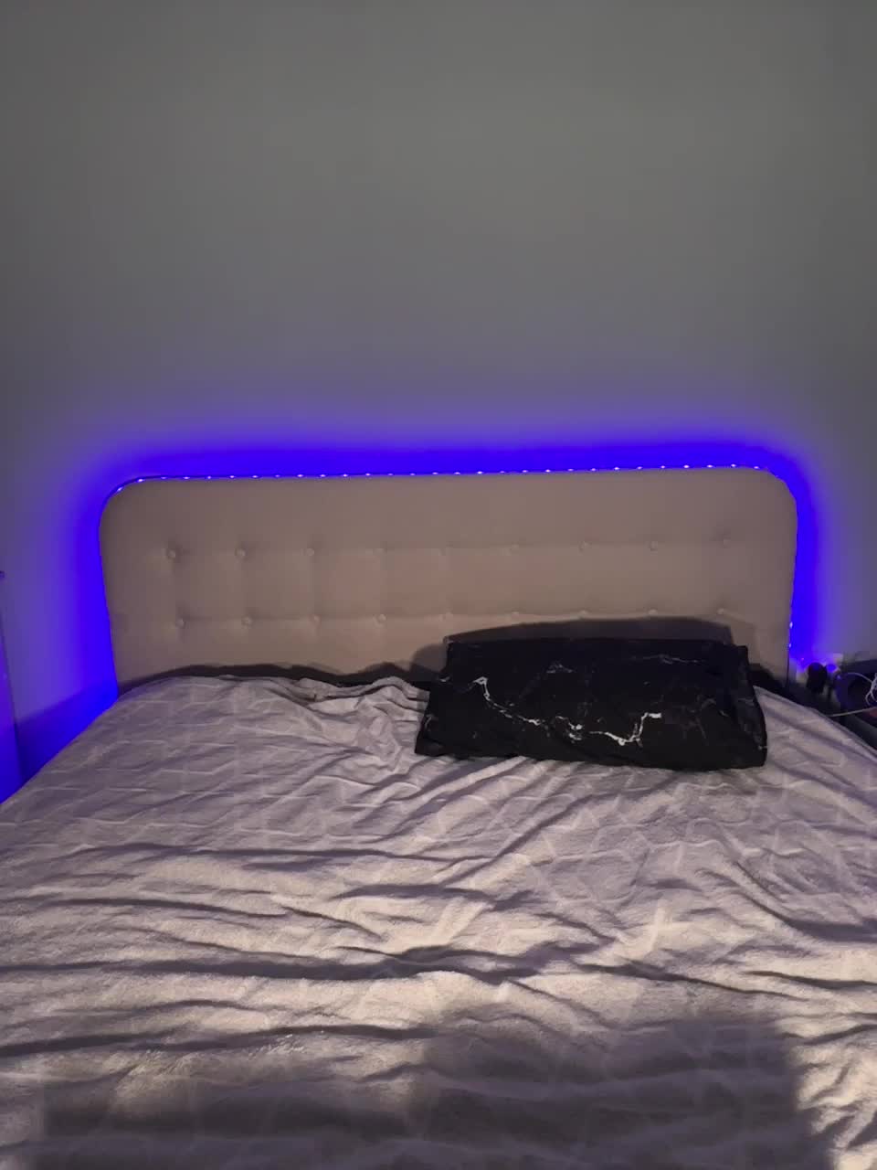 mel1ssamur Cam Model Chat September 28, 2025