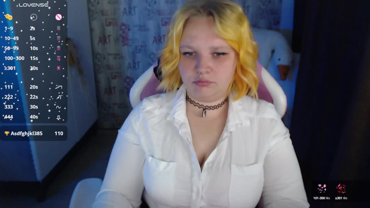 -MeooW- Cam Model Chat September 28, 2025