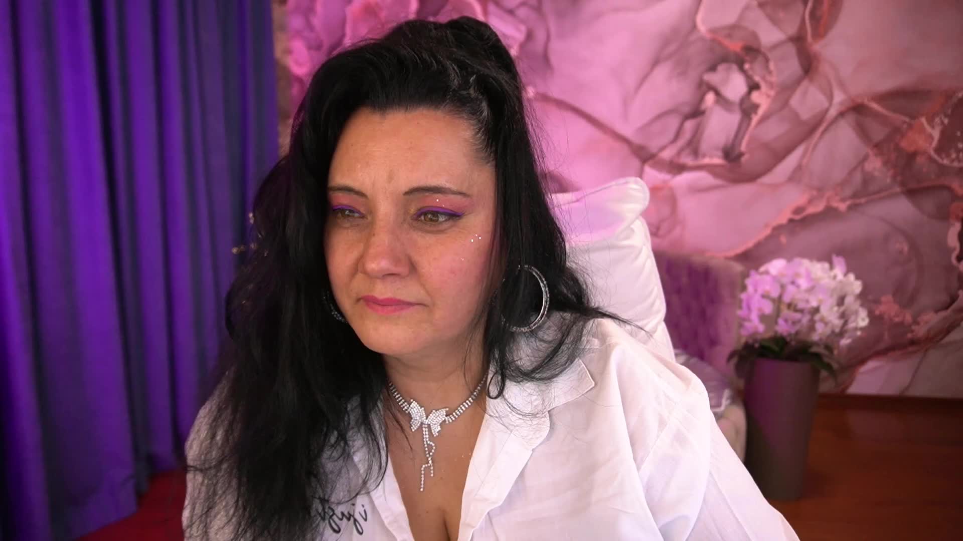 ValeryRosseee Cam Model Chat September 28, 2025