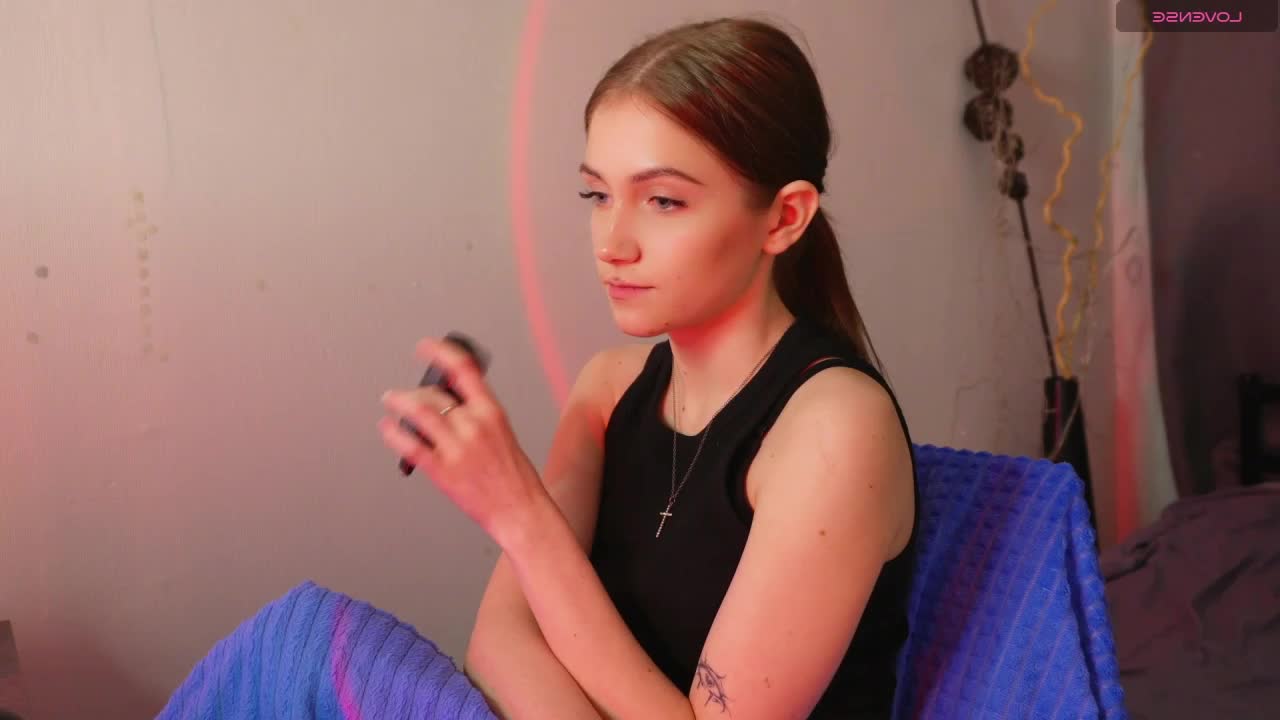 LexyStars Cam Model Chat September 28, 2025